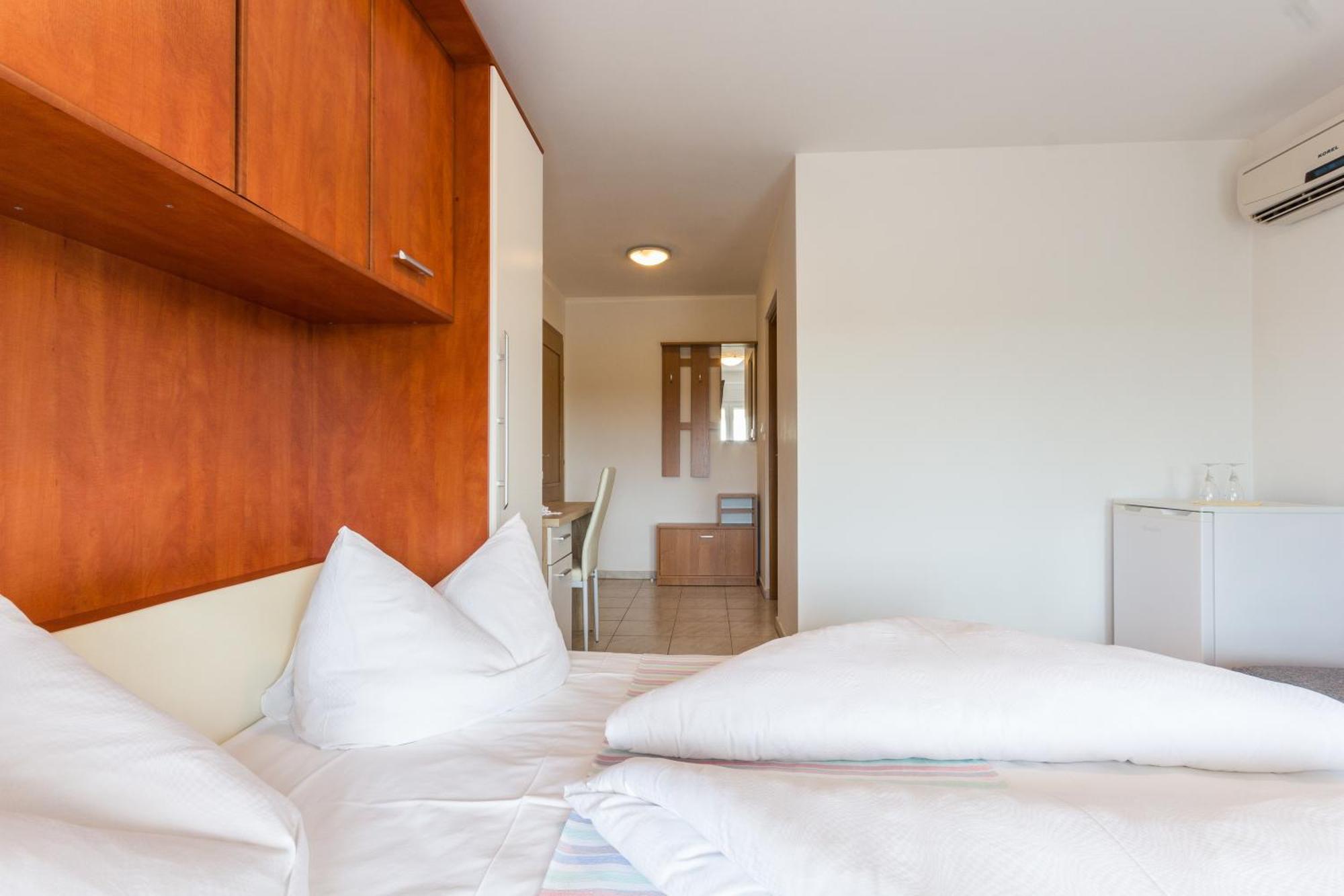 Apartments And Rooms Michaela 파자나 객실 사진