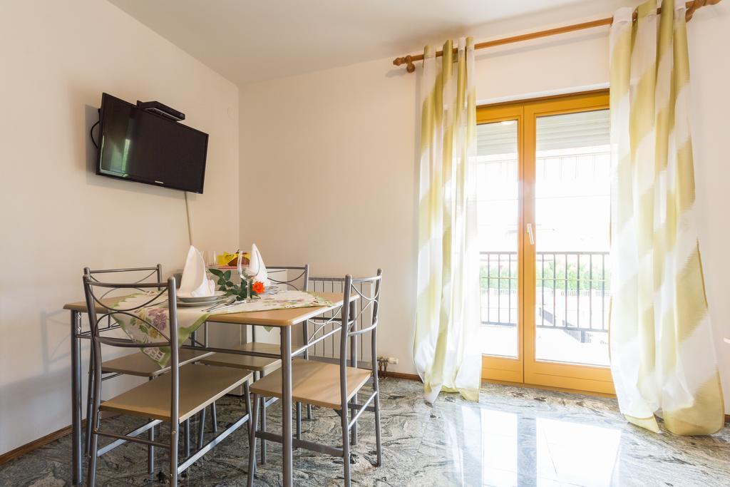 Apartments And Rooms Michaela 파자나 외부 사진